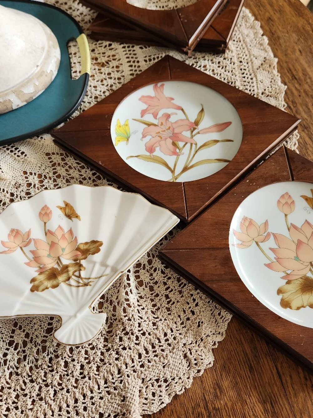 Japanese Floral Wall Decor
